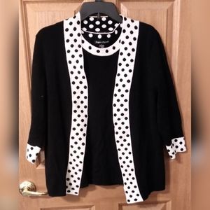 Black and white two piece business top size L